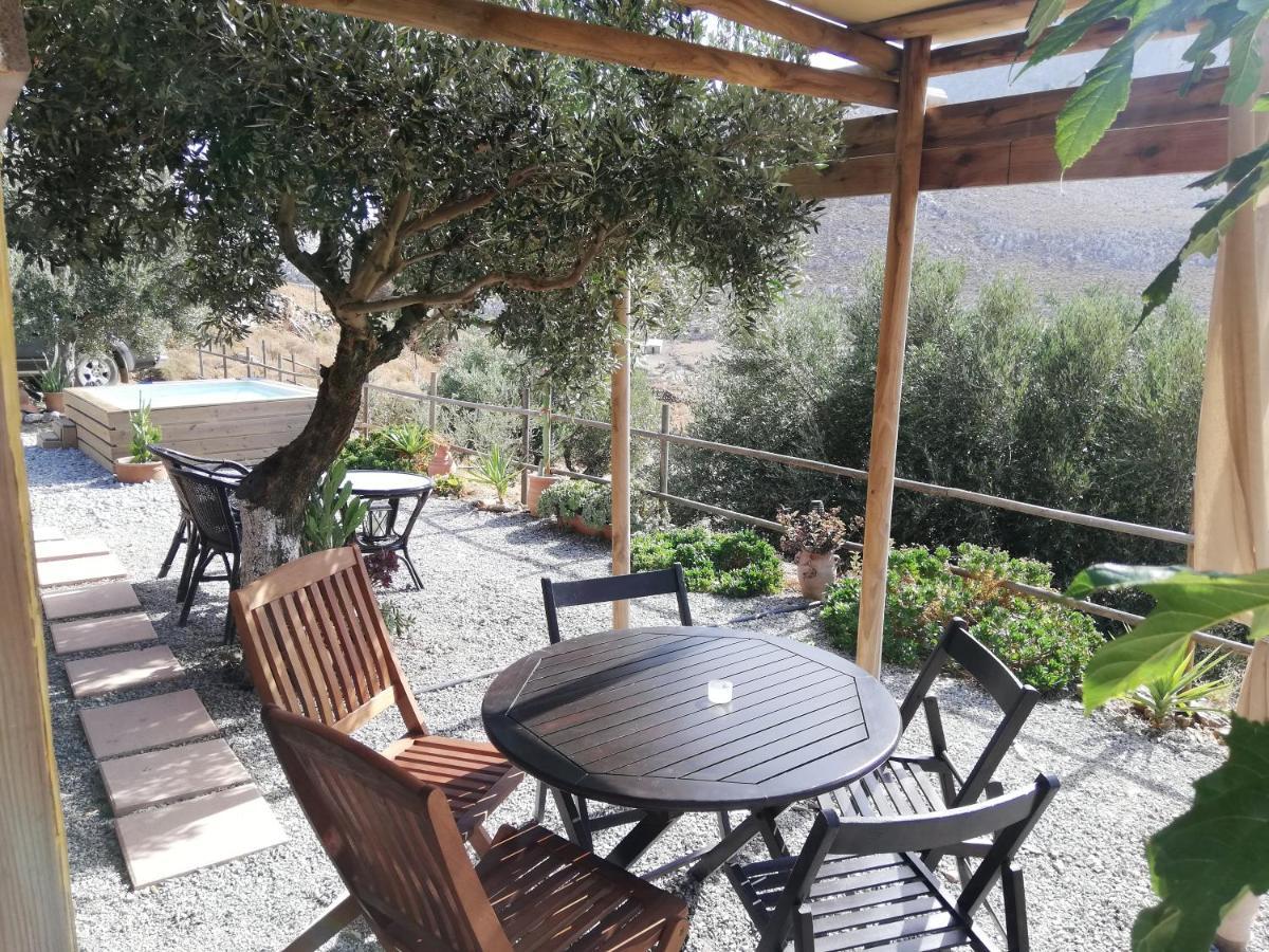 Wooden House At The Mountain-Private ξενώνας Paránimfoi Εξωτερικό φωτογραφία